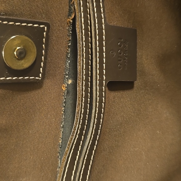 Gucci GG Supreme Joy Tote Bag - Picture 11 of 12